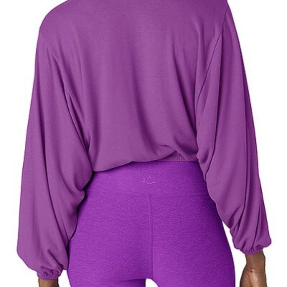 Beyond Yoga Wrapped Pullover Size Medium NWT - Picture 2 of 2
